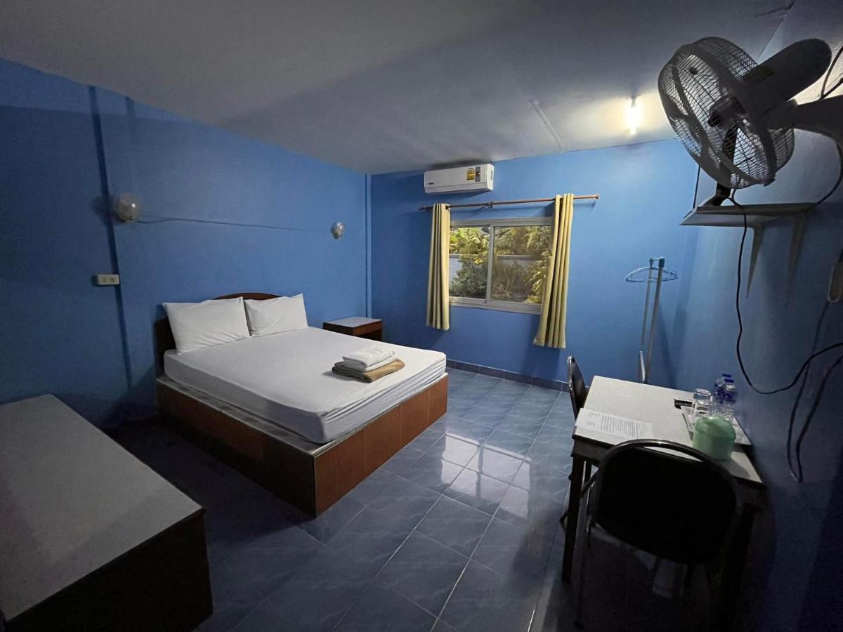 Metro Palace Satun Extérieur photo