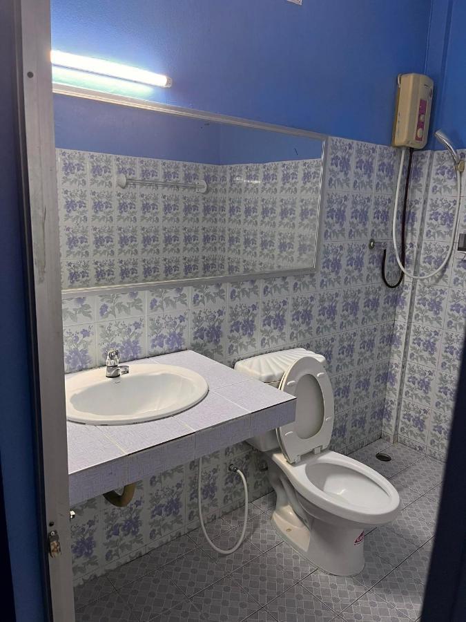 Metro Palace Satun Extérieur photo